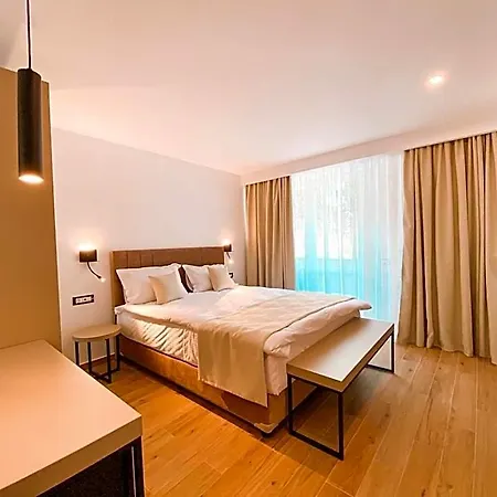Hotel Corina